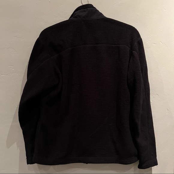 Patagonia fleece size L - Picture 4 of 10